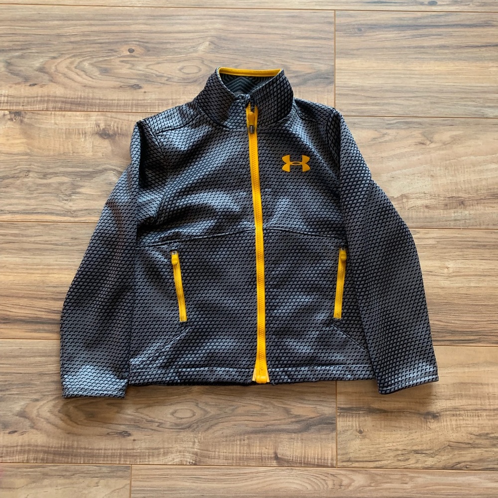 Youth size small soft shell jacket